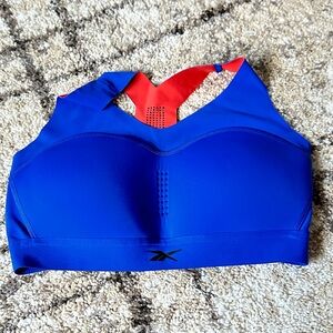 Pure move Reebok sports bra